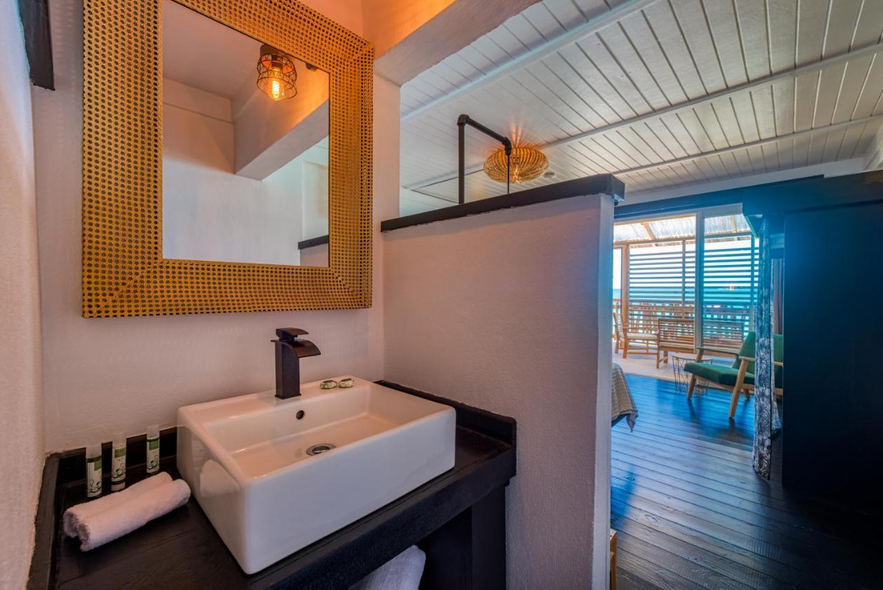 Love Boutique Hotel Grand Case Exterior photo